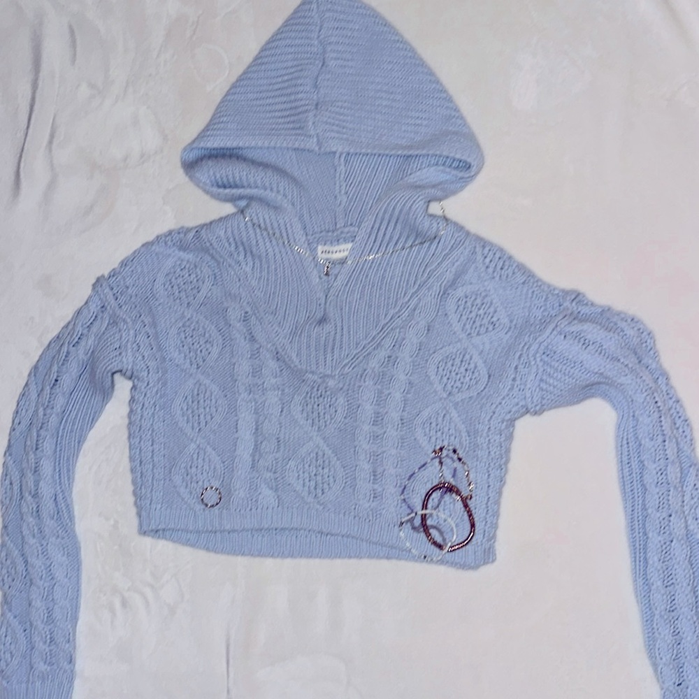 Aeropostale cropped sky blue sweater with hood. ☁️⭐️🎀